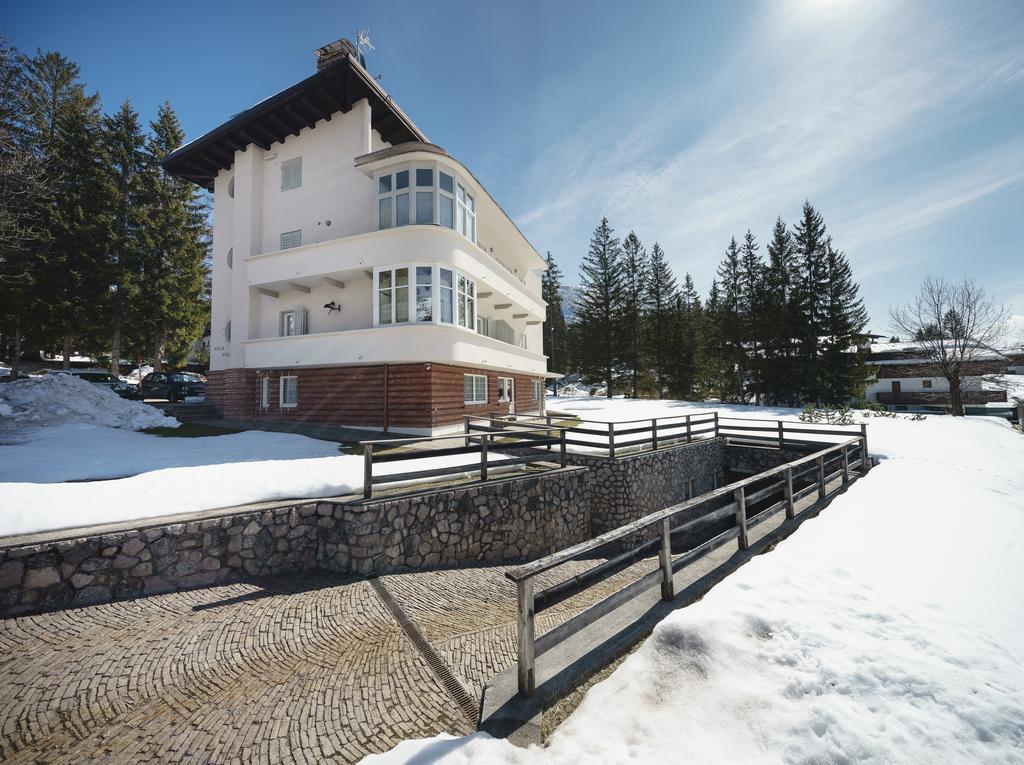 Villa Tullia - Stayincortina Кортина-д'Ампеццо Экстерьер фото