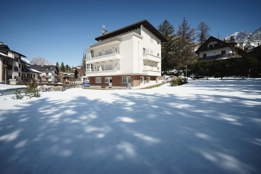 Villa Tullia - Stayincortina Кортина-д'Ампеццо Экстерьер фото